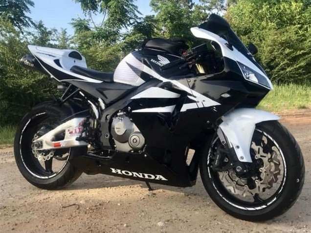2005-2006 Honda CBR600RR Motorcycle Fairing - White Black UK