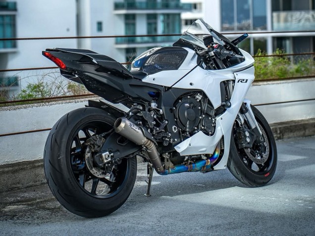 2020-2025 Yamaha YZF 1000 R1 Motorcycle Fairing - White UK