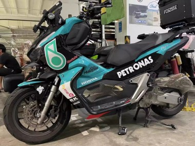 Best 2018-2021 Honda ADV150 Motorcycle Fairings - Blue Green Red Glossy Black Petronas UK